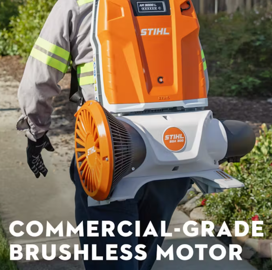 STIHL BR 300 Commercial Battery Backpack Blower is equipped with STIHL’s new Noise Reduction System that reduces loudness and improves sound quality.