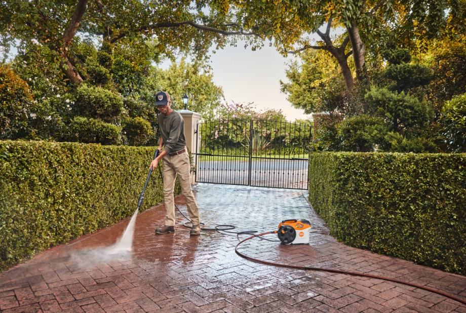 STIHL Pressure Washer - This battery pressure washer is easy to use without a power cord. Just plug in the hose and go!