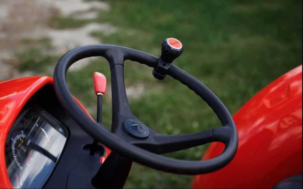 Kubota Steering wheel spinner