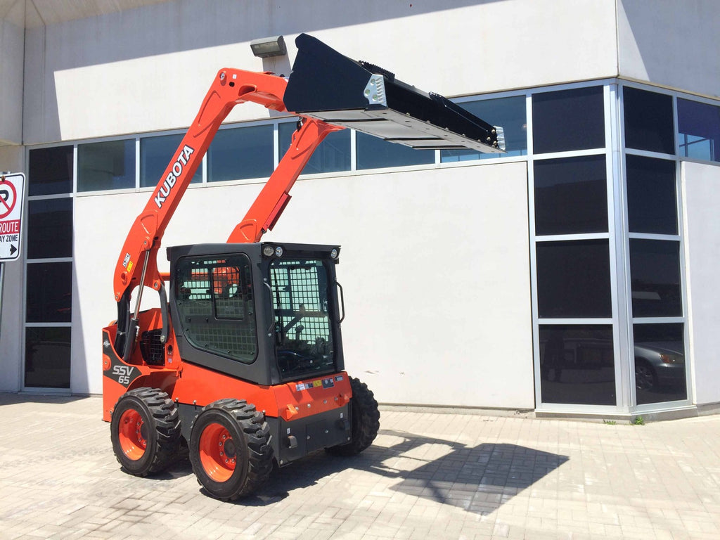 Kubota's unique vertical lift design