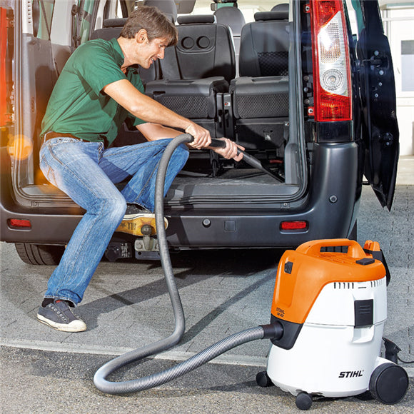 SE 62 Wet/Dry Vacuum from STIHL