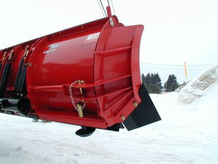 Optional blade wings attach quickly with a single pin, making your straight blade more efficient by increasing carrying capacity and minimizing snow trail-off while plowing