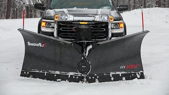 An integrated snow catcher between the wings help keep snow from spilling over the top of the plow.