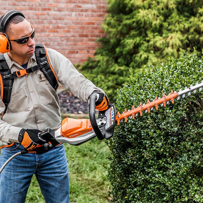 STIHL HSA 94 T Battery Hedge Trimmer In Action