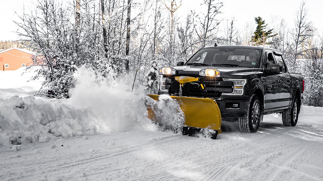 STORM GUARD™ Baked-On Powder Coat
 The industry’s best protection against wear and rust, the STORM GUARD™ baked-on powder coat with epoxy primer is standard on all FISHER® snow plows.