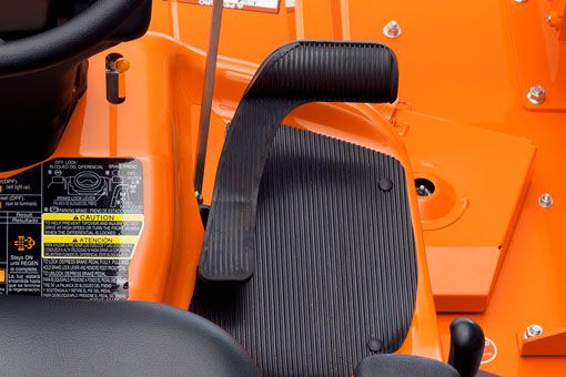 Single HST Pedal - lets you easily change the direction as well as control the speed, keeping your hands free for steering and implement control for increased productivity.