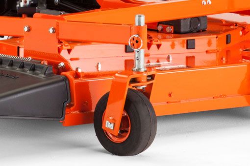 The mower deck is equipped up front with two large wheels that swivel independently through 360 degrees. The wheels ensure that the deck remains above the turf, preventing unsightly turf damage.