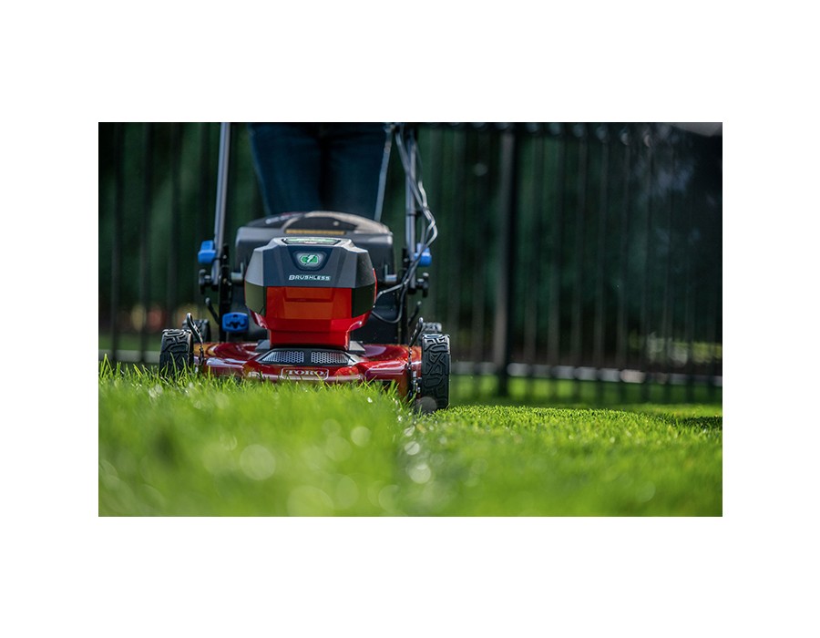 The ultra-fine clippings created by our Recycler Cutting System are Lawn Vitamins™, nourishing your grass and cultivating a greener, more lush lawn.