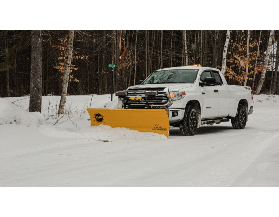 SECURITY GUARD™ Anti-Theft System 
The exclusive SECURITY GUARD™ anti-theft system is a safe and secure way to electronically lock your snow plow whenever it is detached from your truck.
