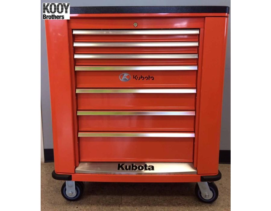 Kubota professional rolling tool chest