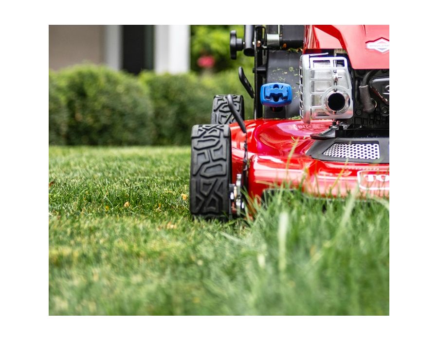 The ultra-fine clippings created by our Recycler Cutting System are Lawn Vitamins™, nourishing your grass and cultivating a greener, more lush lawn.